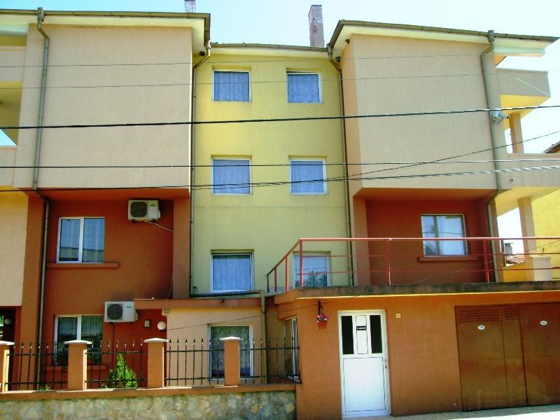 Guest House Jumbo Aheloy Esterno foto